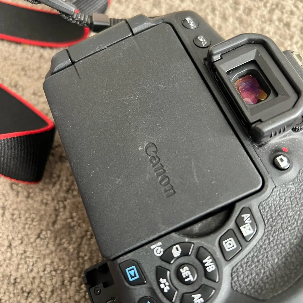 Canon Black Digital Camera t6i with Versatile Lens Kit 50mm